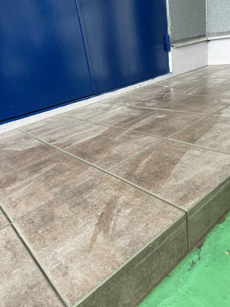 津市　タイル工事 [After] - 4