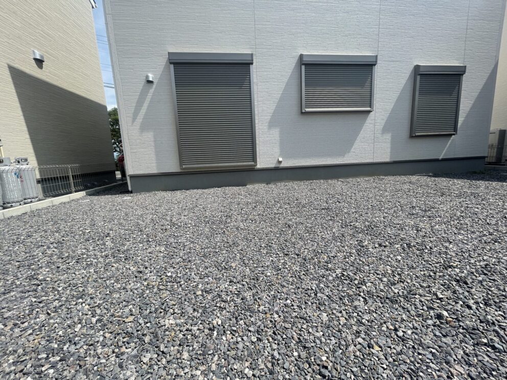 亀山市　ウッドデッキ工事 + 下地コンクリート [Before] - 1